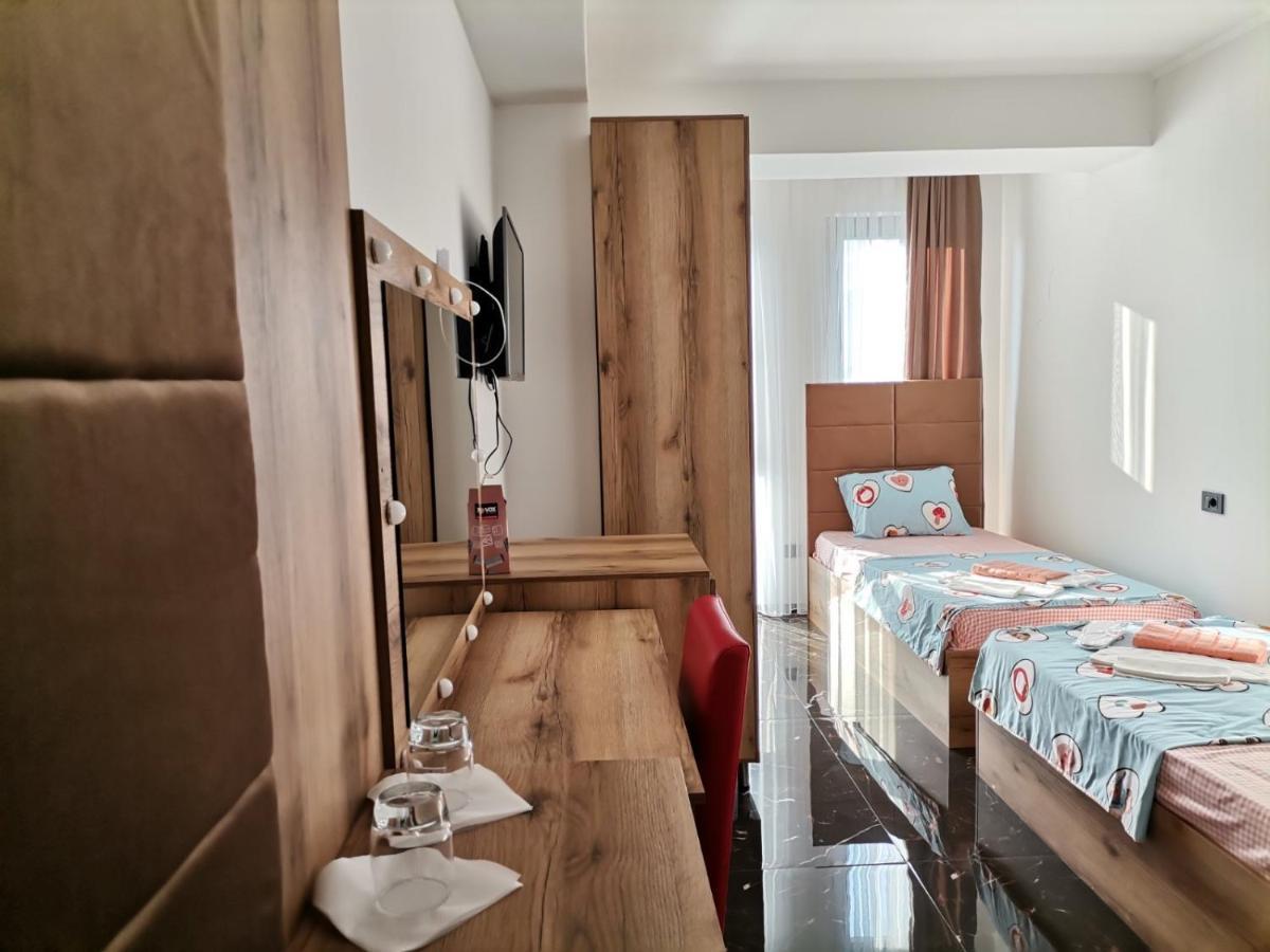 Hotel Ema Kalkandelen Dış mekan fotoğraf